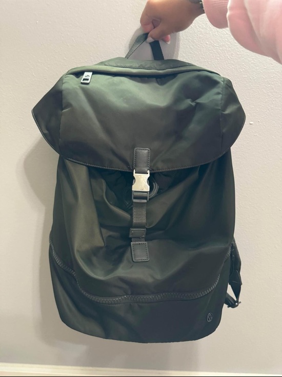 lululemon everyday backpack rover Every day 2.0 23L (001) Interior Mesh Pocket. Lululemon Athletica Black Everyday 2.0